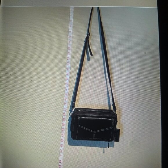 Black Italian designed shoulder bag - Picture 8 of 13